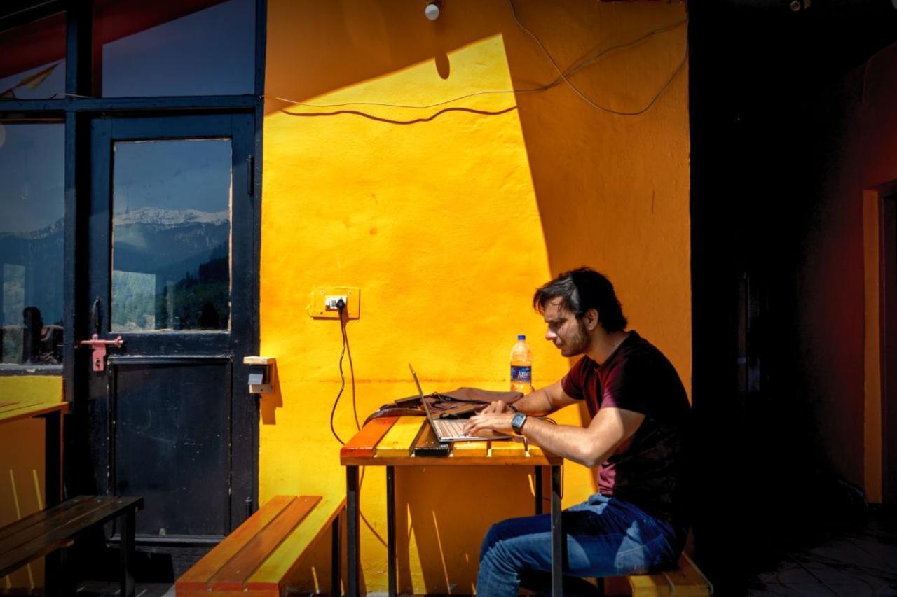 La Vaca India Manali Hostel Exterior photo