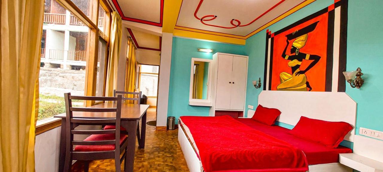 La Vaca India Manali Hostel Exterior photo